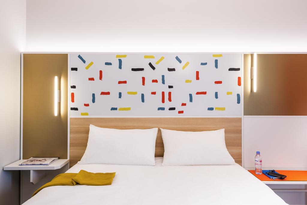 Ibis Styles Guyancourt Versailles Exterior photo