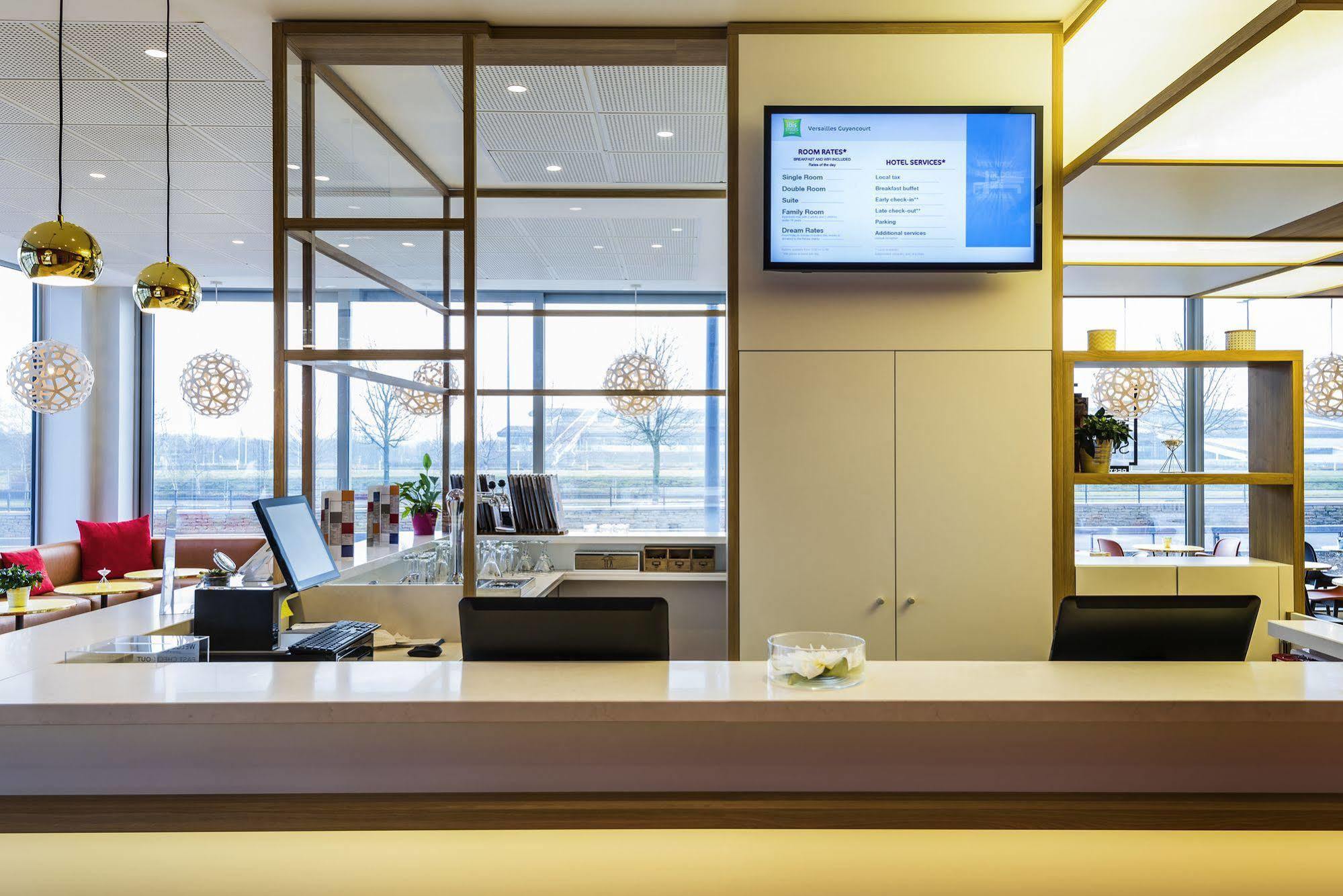 Ibis Styles Guyancourt Versailles Exterior photo
